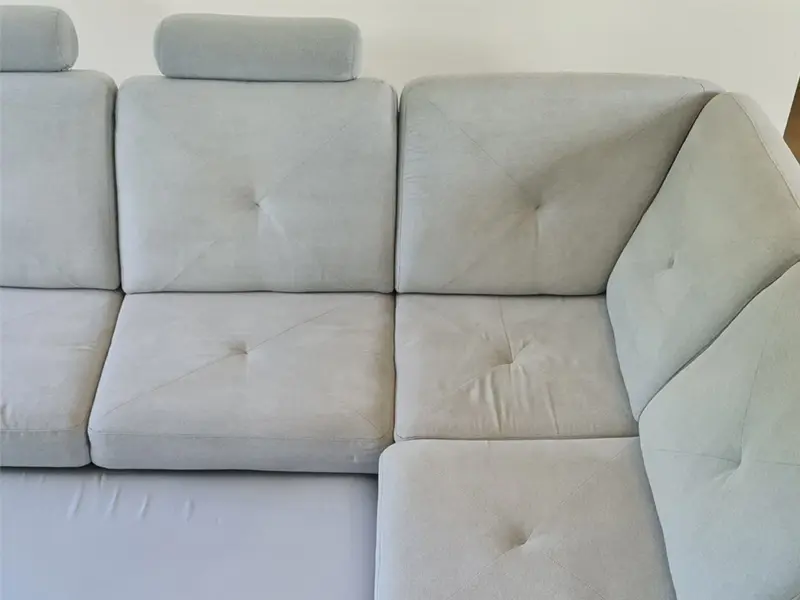 Zdjęcie kanapy po praniu.